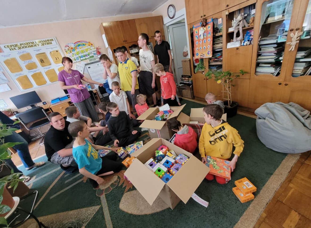 Допомога дітям - Фото 3